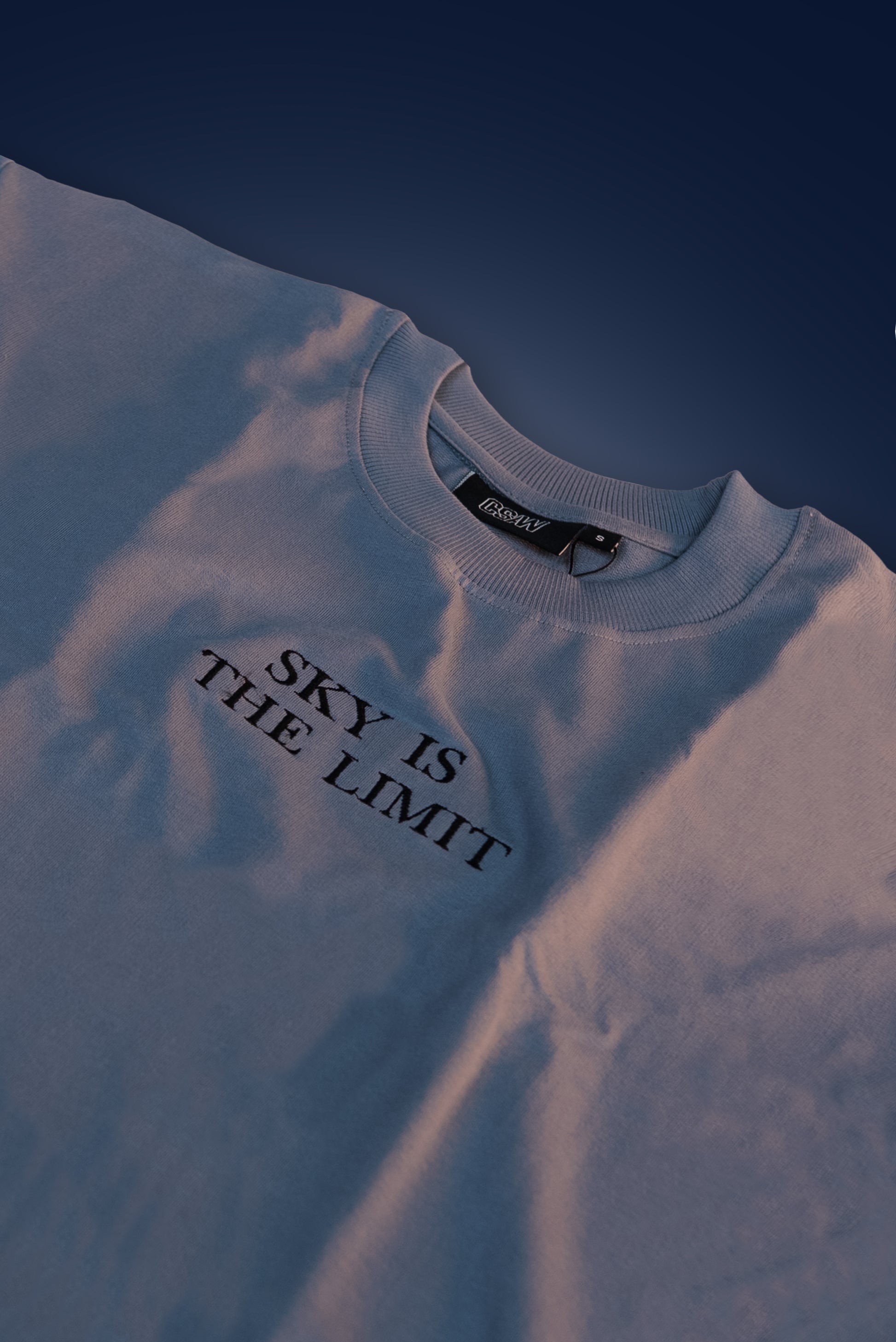 SKY IS THE LIMIT OVERSIZED T-SHIRT